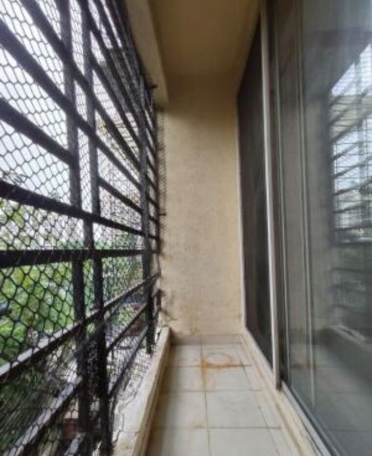 Balcony, shree-rajlaxmi-park 1 Bedroom 600 Sq.Ft. Apartment In Kalwa Thane 10587554