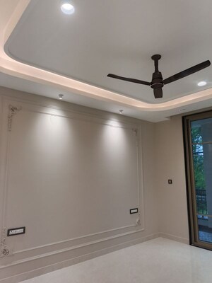 Furnished Amenities in 4 BHK Builder Floor at Sector 85 – for Sale