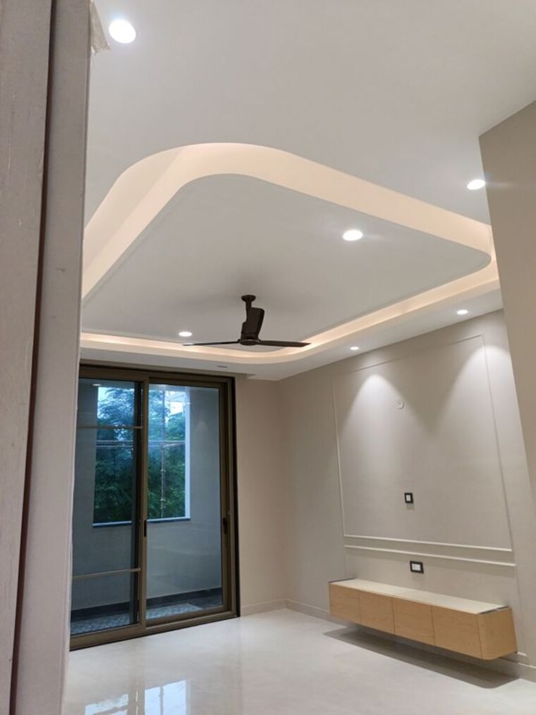 undefined, sector 85 4 Bedroom 350 Sq.Ft. Builder Floor In Sector 85 Faridabad 10587565
