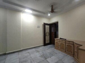 Room in 2 BHK Apartment at Vastu Anand Apartment, Kalwa – for Rent