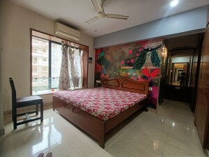 Bedroom in 3 BHK Apartment at Summit Apartment, Goregaon East – for Rent
