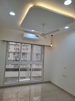 Room in 2 BHK Apartment at Platinum Life, Andheri West – for Rent