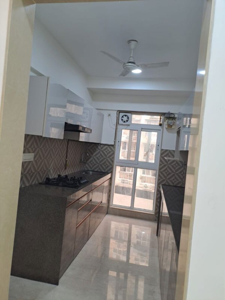 Kitchen, platinum-life 2 Bedroom 670 Sq.Ft. Apartment In Andheri West Mumbai 10587517
