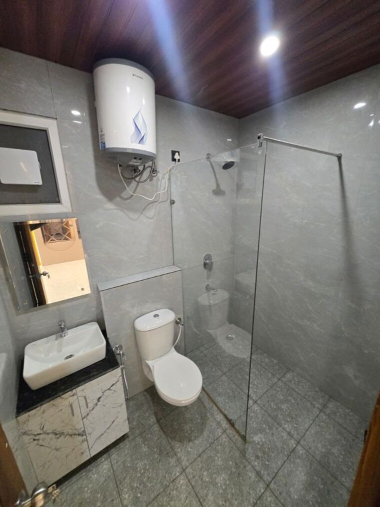 Bathroom, sahastradhara road 2 Bedroom 1150 Sq.Ft. Builder Floor In Sahastradhara Road Dehradun 10587590