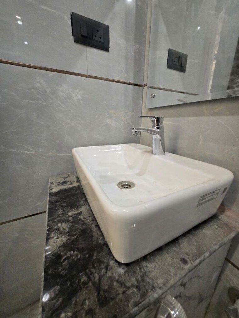 Bathroom, sahastradhara road 3 Bedroom 1550 Sq.Ft. Builder Floor In Sahastradhara Road Dehradun 10587605