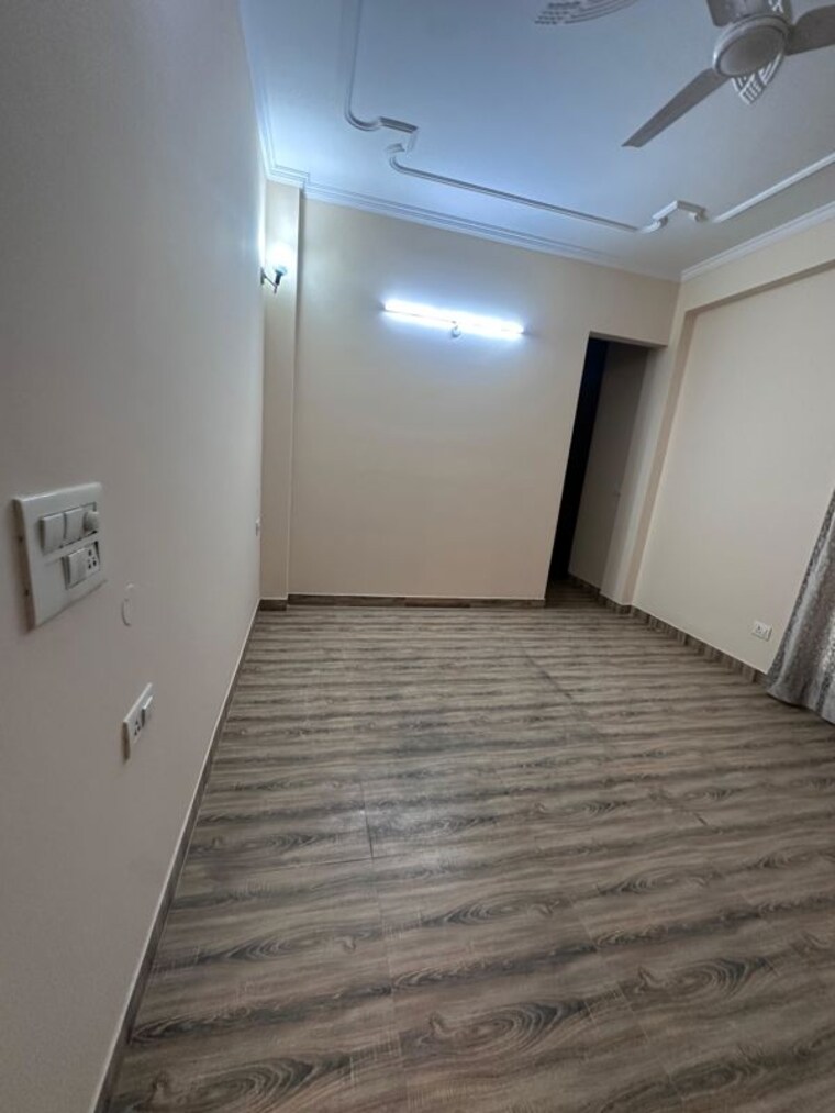 Room, unitech-south-city-ii 4 Bedroom 2500 Sq.Ft. Builder Floor In Sector 50 Gurgaon 10587620