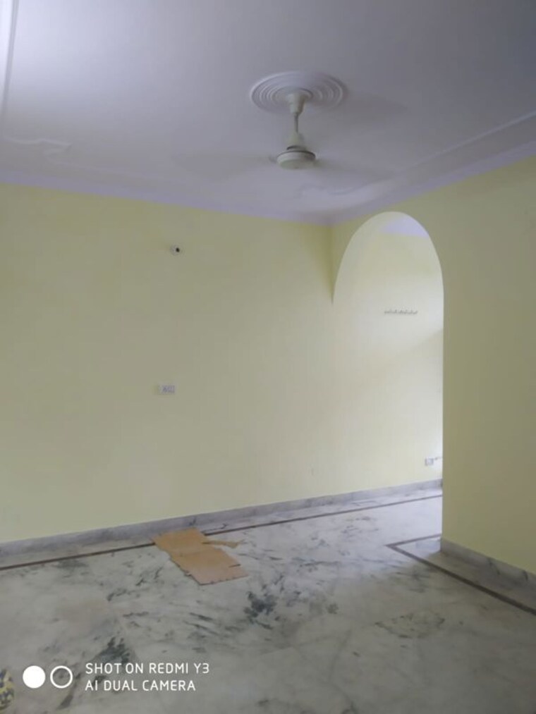 Room, ashoka-enclave-faridabad 2.5 Bedroom 280 Sq.Yd. Builder Floor In Sector 34 Faridabad 10587456