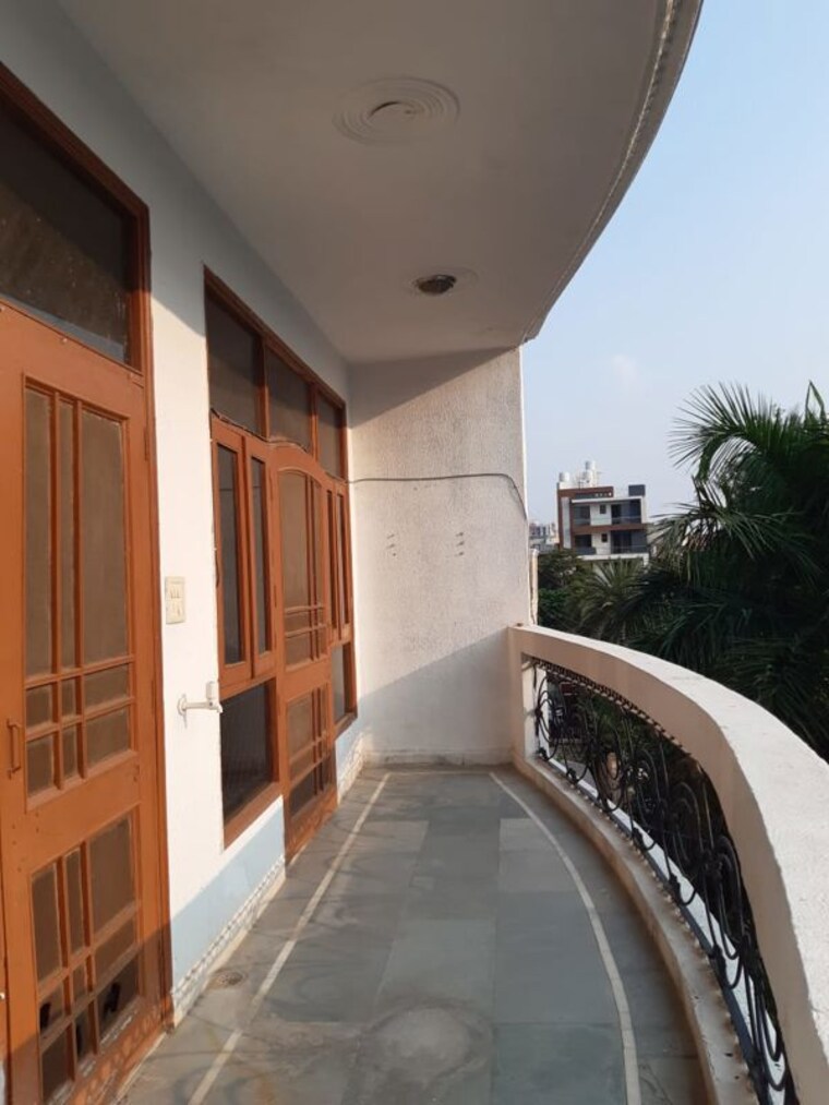 Kitchen, ashoka-enclave-faridabad 2.5 Bedroom 280 Sq.Yd. Builder Floor In Sector 34 Faridabad 10587456