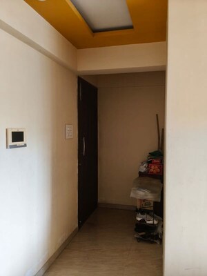Room in 2 BHK Apartment at Vijay Khetan Krishna Residences, Andheri East – for Rent