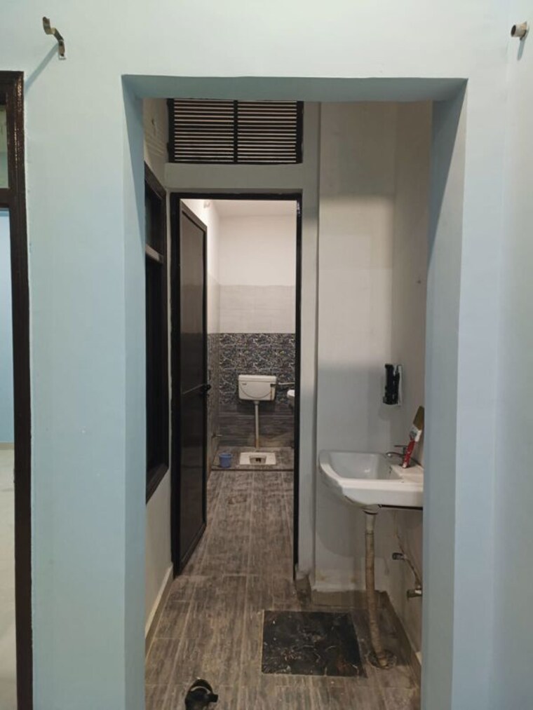 Washroom, gomti nagar 1.5 Bedroom 690 Sq.Ft. Independent House In Gomti Nagar Lucknow 10587615