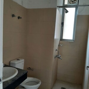 Bathroom in 3 BHK Apartment at Pioneer Park Araya, Sector 61 – for Rent
