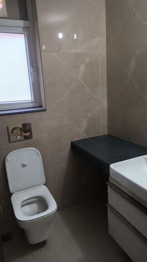 Furnished Amenities in 2 BHK Apartment at Smart World Orchard, Sector 61 – for Rent