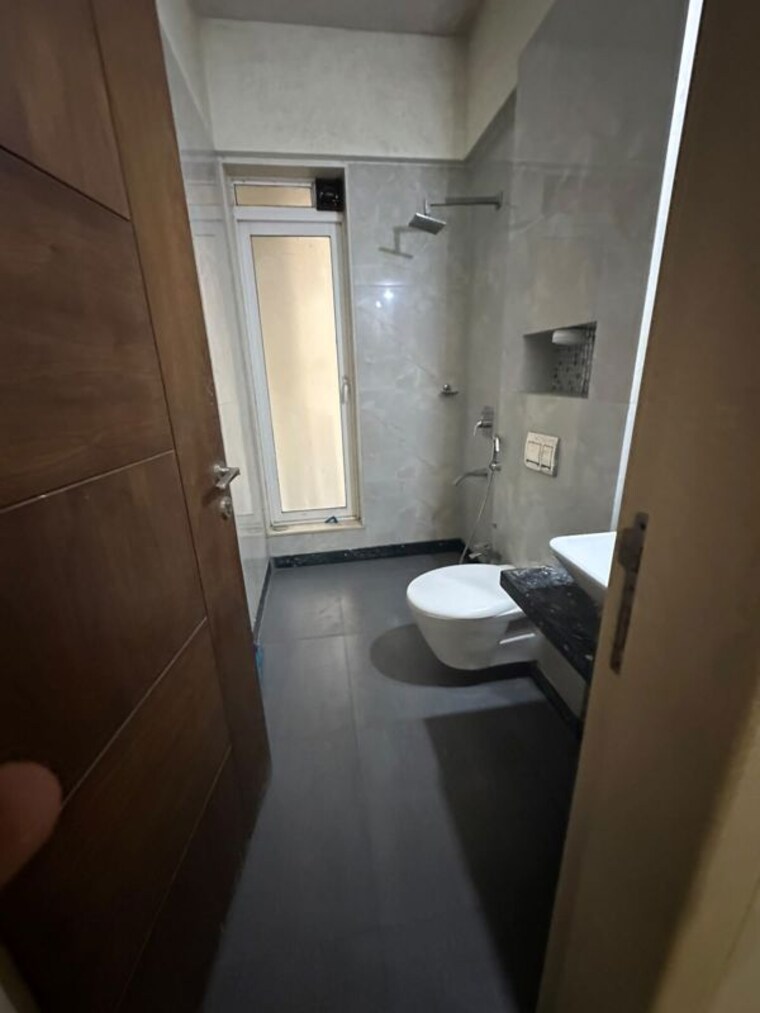 Bathroom, chembur 2 Bedroom 1300 Sq.Ft. Apartment In Chembur Mumbai 10587671