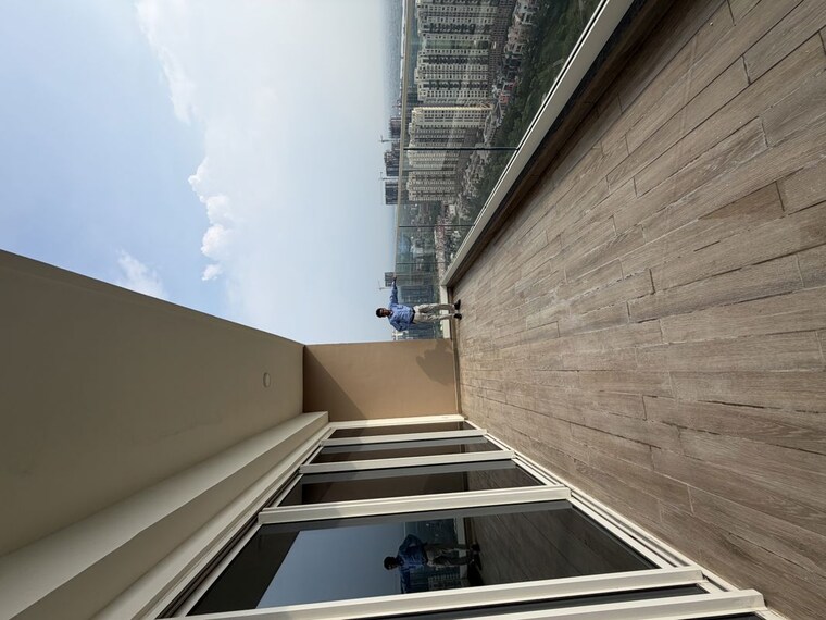 Balcony, mahagun-mezzaria 3 Bedroom 2500 Sq.Ft. Apartment In Sector 78 Noida 10587626