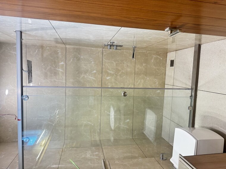 Bathroom, south mullanpur 5 Bedroom 3690 Sq.Ft. Builder Floor In South Mullanpur Chandigarh 10587677