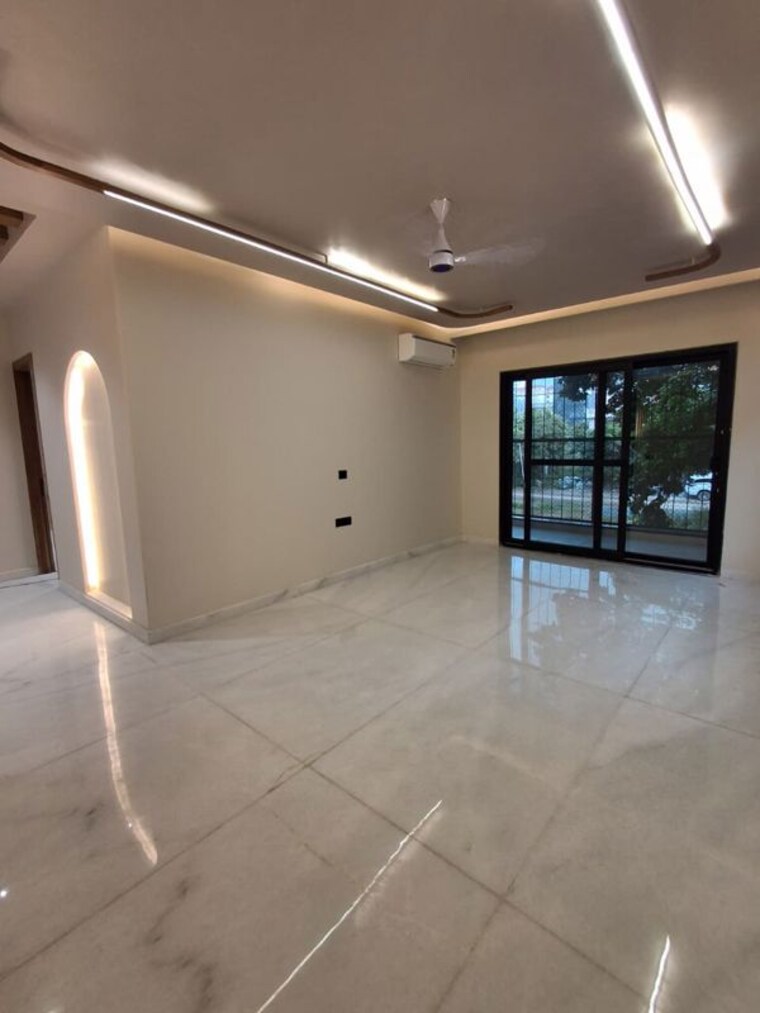 Room, sector 56 4 Bedroom 2700 Sq.Ft. Builder Floor In Sector 56 Gurgaon 10587685