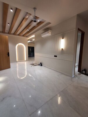 Room in 4 BHK Builder Floor at Sector 56 – for Sale