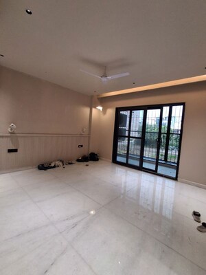 Room in 4 BHK Builder Floor at Sector 56 – for Sale