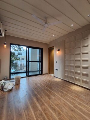 Room in 4 BHK Builder Floor at Sector 56 – for Sale