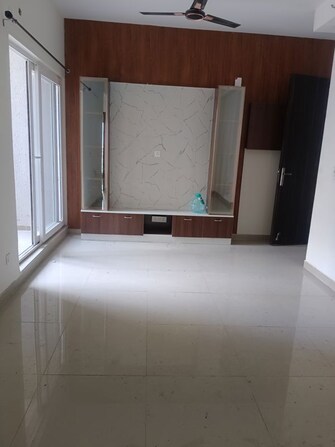 2 BHK Apartment For Rent in Shri Radha Aqua Garden in Sector 16b Greater Noida, Greater Noida
