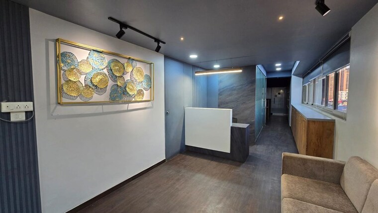 Room, sheladia-one-world-west Commercial Office Space 1679 Sq.Ft. In Ambli Ahmedabad 10587695