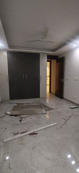 Room in 3 BHK Builder Floor at Chattarpur – for Sale