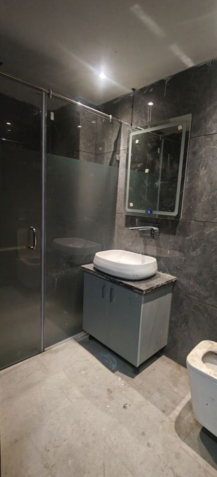 Bathroom, chattarpur 3 Bedroom 1200 Sq.Ft. Builder Floor In Chattarpur Delhi 10587714