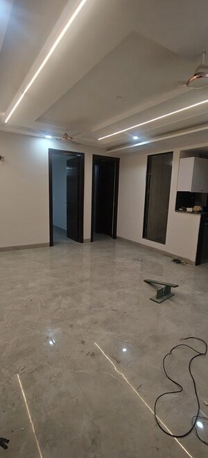 Room in 3 BHK Builder Floor at Chattarpur – for Sale