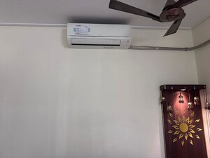 Furnished Amenities in 2 BHK Apartment at Rustomjee Urbania Azziano, Thane West – for Rent