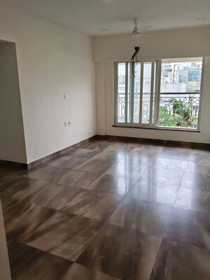 1 BHK Apartment For Rent in Santacruz West