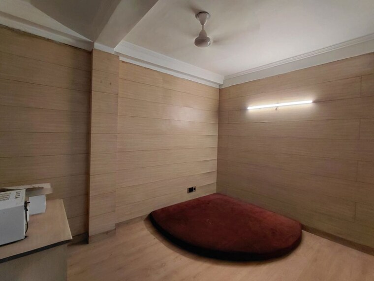 Bathroom, malviya nagar 3 Bedroom 130 Sq.Yd. Builder Floor In Malviya Nagar Delhi 10587764