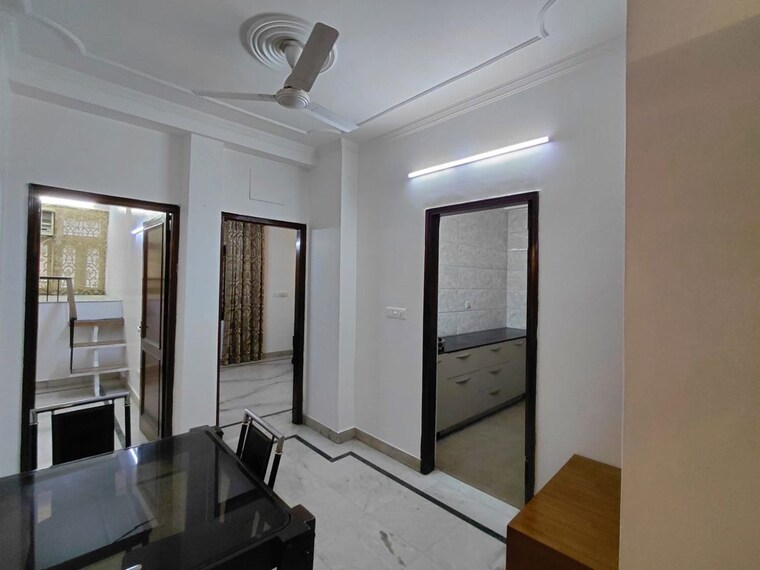 Team Area, malviya nagar 3 Bedroom 130 Sq.Yd. Builder Floor In Malviya Nagar Delhi 10587764