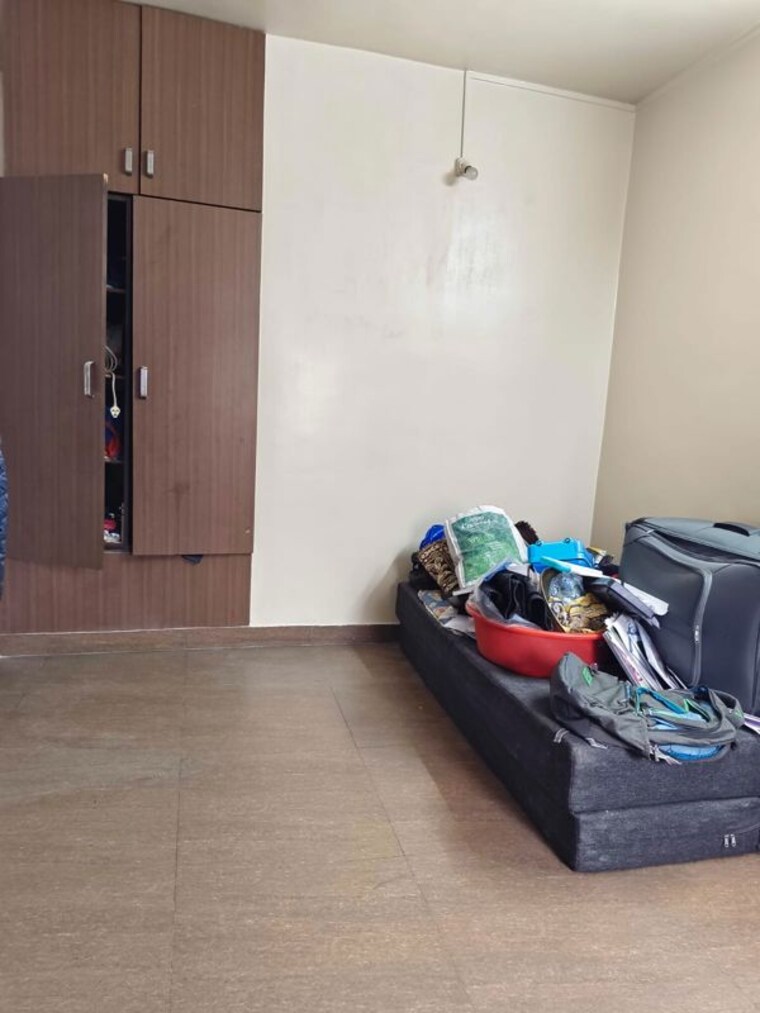  Parking, shri-chintamani-apartment 2 Bedroom 850 Sq.Ft. Apartment In Kothrud Pune 10587793