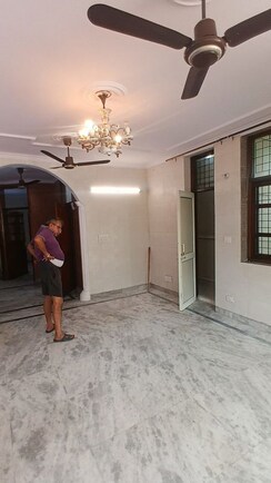 3 BHK Builder Floor For Rent in Lajpat Nagar 4