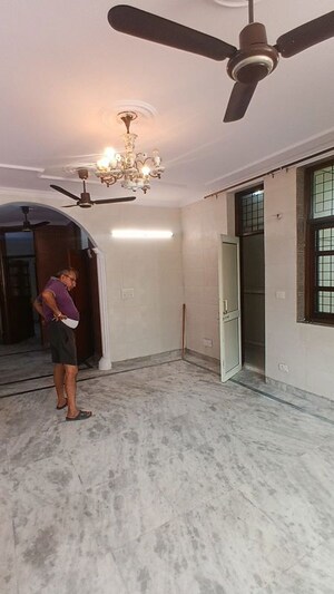3 BHK Builder Floor For Rent in Lajpat Nagar 4