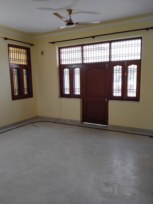 2 BHK Independent House For Rent in Sector 50