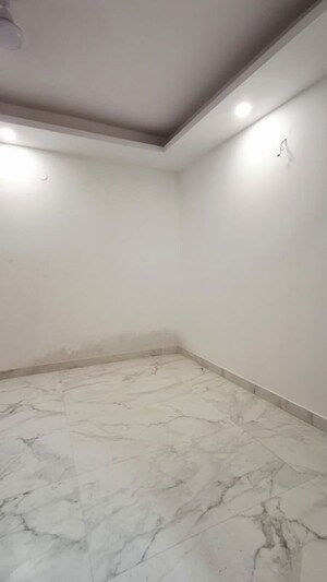 Bedroom in 1 BHK Apartment at Saket – for Rent