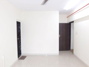 Room in 2 BHK Apartment at Shreedham Classic, Goregaon West – for Sale
