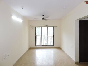 Room in 2 BHK Apartment at Shreedham Classic, Goregaon West – for Sale