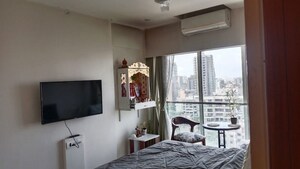 Bedroom in 3 BHK Apartment at Bandra West – for Rent