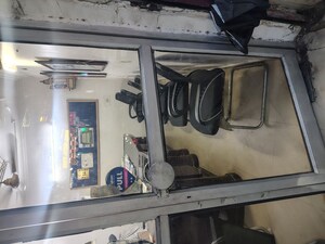  Shop For Sale in Ip Extension
