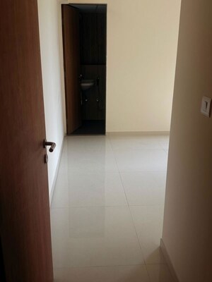 Room in 2 BHK Apartment at Lodha Casa Supremo, Mira Road East – for Rent