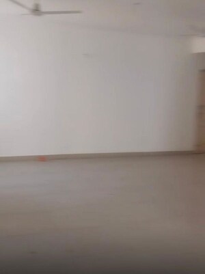 Room in 3 BHK Apartment at Value Meadows Vista, Raj Nagar Extension – for Sale