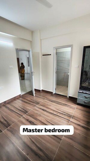 Room in 3 BHK Apartment at Whitefield – for Rent