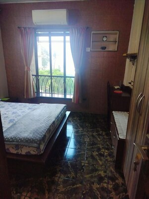 Bedroom in 2 BHK Apartment at Bandra West – for Rent