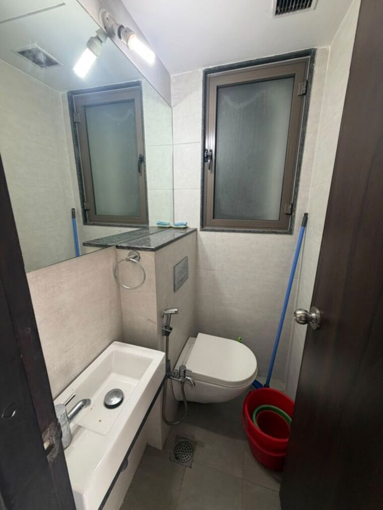 Bathroom, lodha-casa-viva 1 Bedroom 450 Sq.Ft. Apartment In Majiwada Thane 10587913