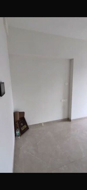 Room in 1.5 BHK Apartment at BC Corp Arista, Bandra East – for Rent