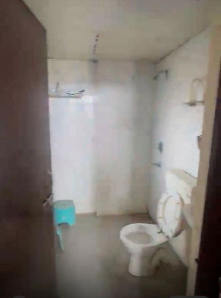 Bathroom, techman-moti-residency 1.5 Bedroom 670 Sq.Ft. Apartment In Raj Nagar Extension Ghaziabad 10587918