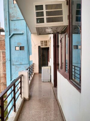2 BHK Builder Floor – Exterior View View at Sector 33 - for Rent