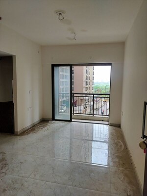Room in  Apartment at Zaveri Bazar – for Sale